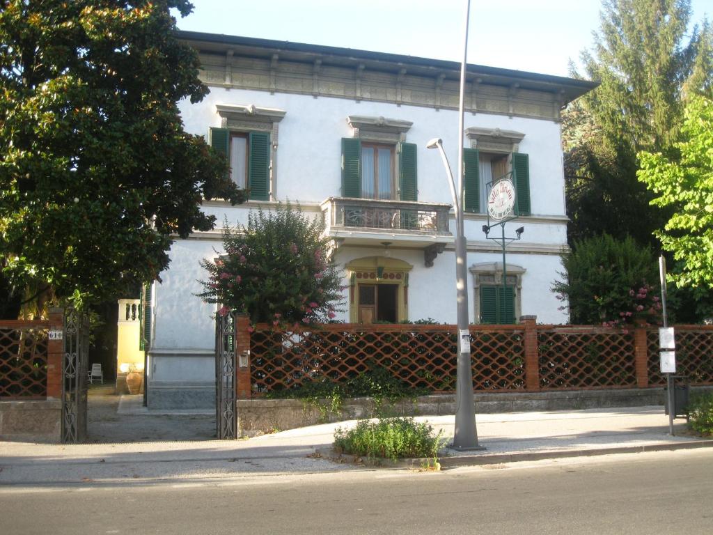 Villa Patrizia B&B – Lucca